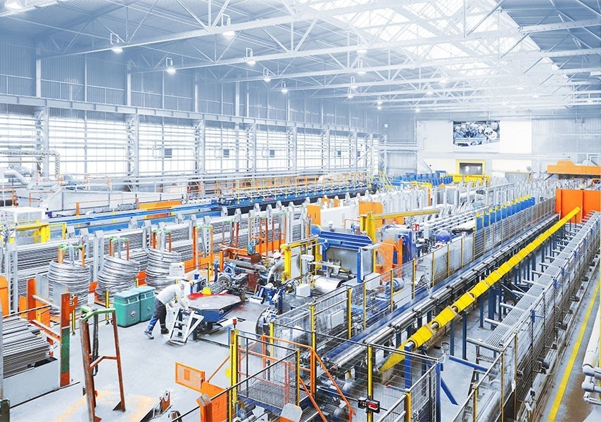 Sustainable production in a voestalpine production hall
