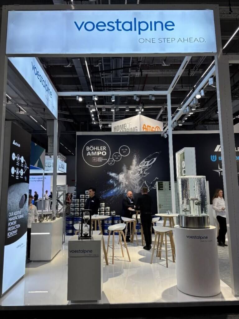 voestalpine Aquarium and Sandclock