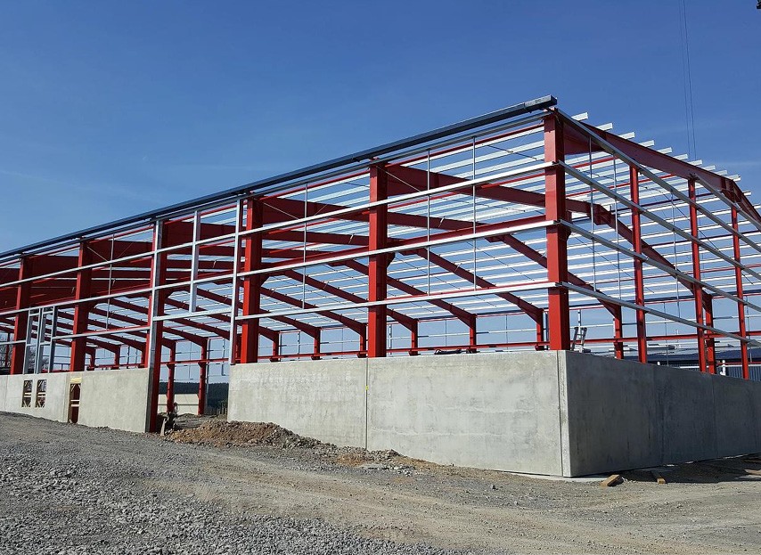 Cold roll formed steel profiles for purlins and wall rails - building profiles