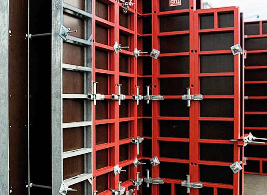 Production of steel profiles for formwork