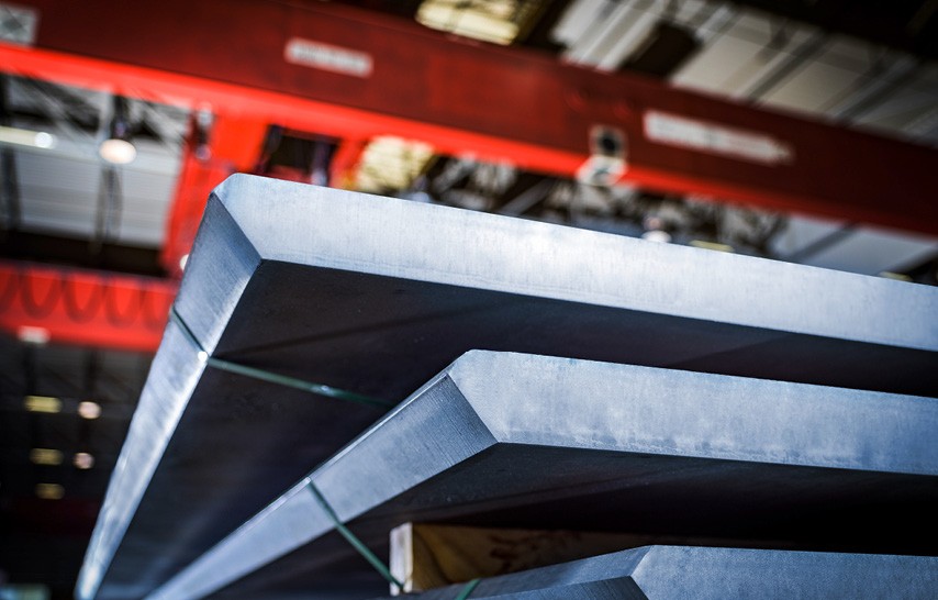 Das Steel & Service Center in Linz bietet Formzuschnitte in unterschiedlichen Ausf&uuml;hrungen an.