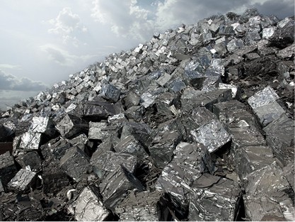 Schrott unterschiedlicher Qualitäten, darunter Post-Consumer-Schrott, der für die nachhaltige Stahlerzeugung aufbereitet wird, ist ein essenzieller Rohstoff für das CiSMA-Projekt.