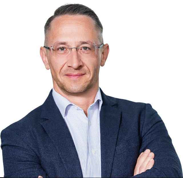 J&uuml;rgen Heinz, your direct contact for the automotive industry